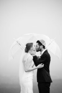 kissing_wedding_couple_black_and_white_photo_maleny_wedding_photography