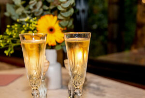 wedding flutes with champagne